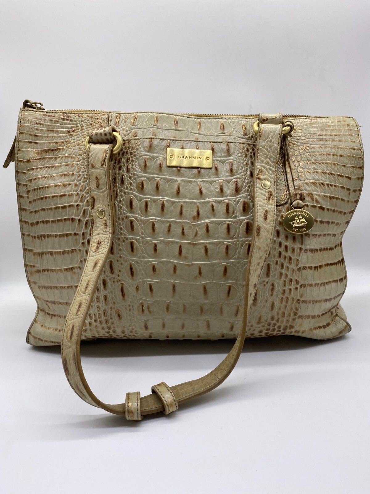 Brahmin Handbag Vintage Medium Beige Leather in Embos… Gem