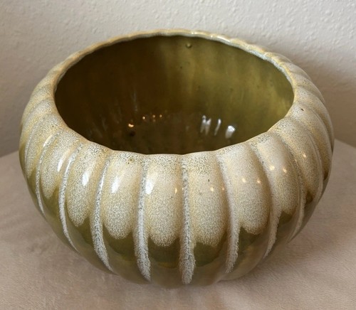 Vintage CALIFORNIA POTTERY USA Green Drip Glaze Planter Pot 10” - Picture 2 of 6