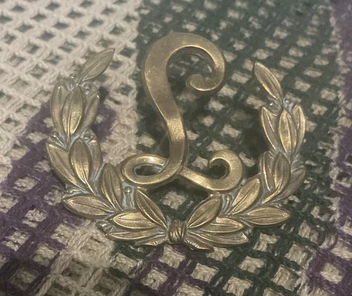 WW2 British Army Royal Artillery Gun Layer Brass Trade Proficiency Arm Badge