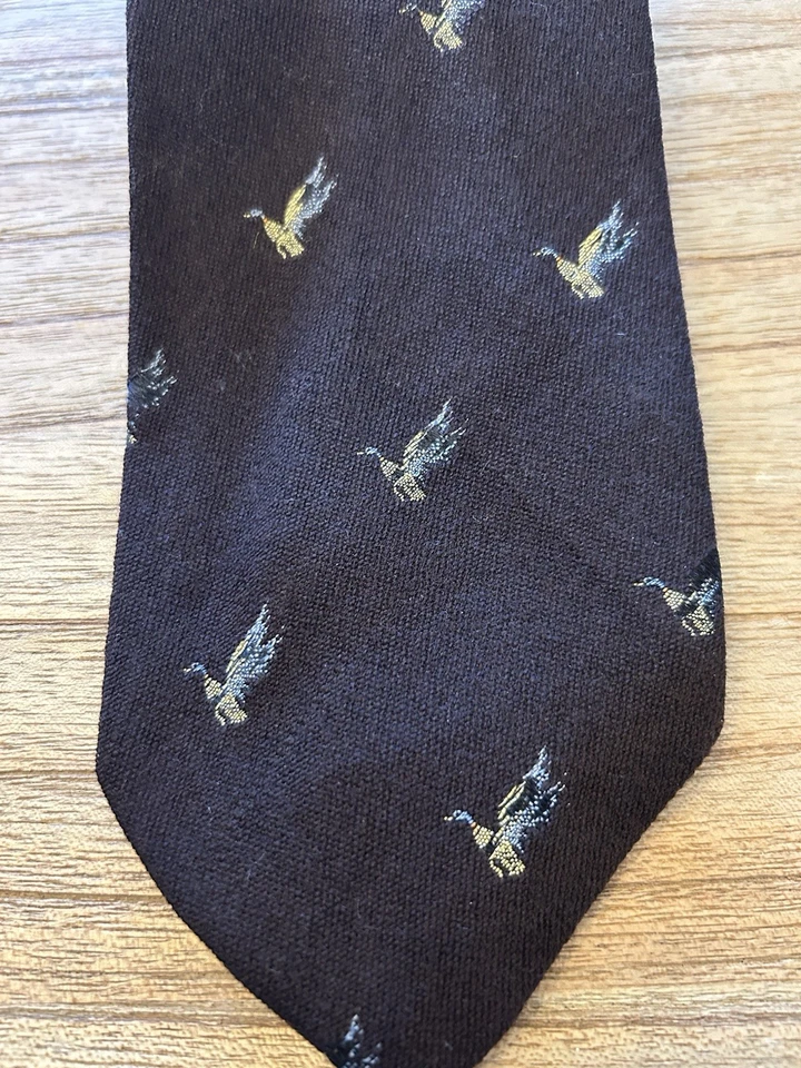 Vintage Men’s Italian Navy Tie 3.75” Flying Ducks Kasmir Wool Silk Blend Hunting - Image 2 of 4