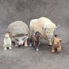 SAFARI Nature Replica Toys White Buffalo Hedgehog Prarie Dog Lepoard Clydesdale