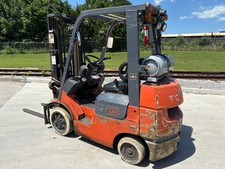 Toyota Gabelstapler 7FGCU25 2,5t, 4,6m Hub - usage example