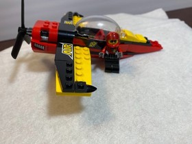 Lego 60144 City Air Race Plane 99% Complete w/Instructions 2017 (1 pc missing)