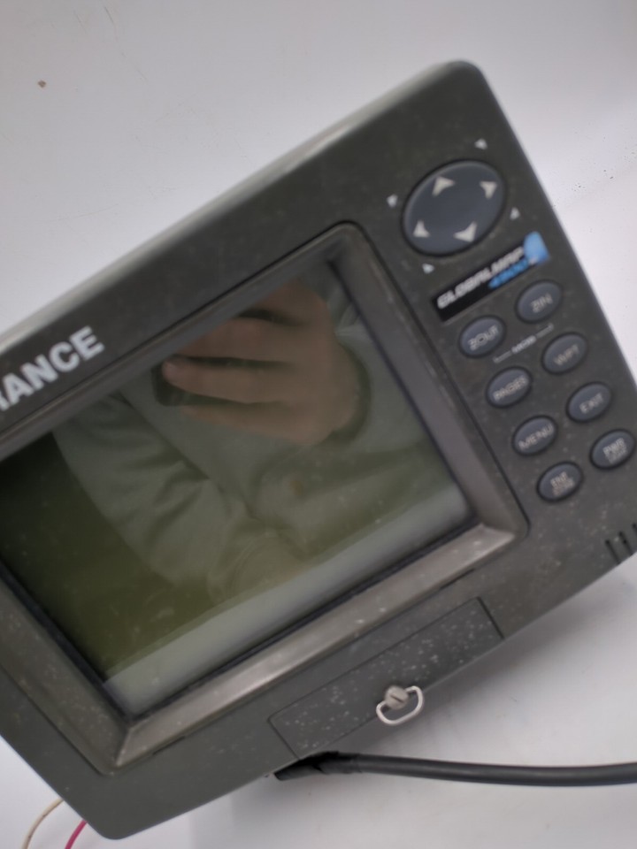 Lowrance GlobalMap 4900m Marine GPS Chartplotter Navigation Global Map