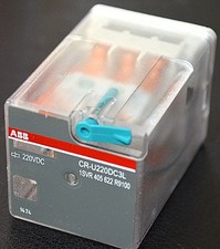 ABB CR-U220DC3L Interface Relais 1SVR405622R9...