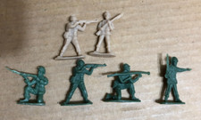 Greenbrier International 6 Tan  Green Plastic Army Men 1.75"  