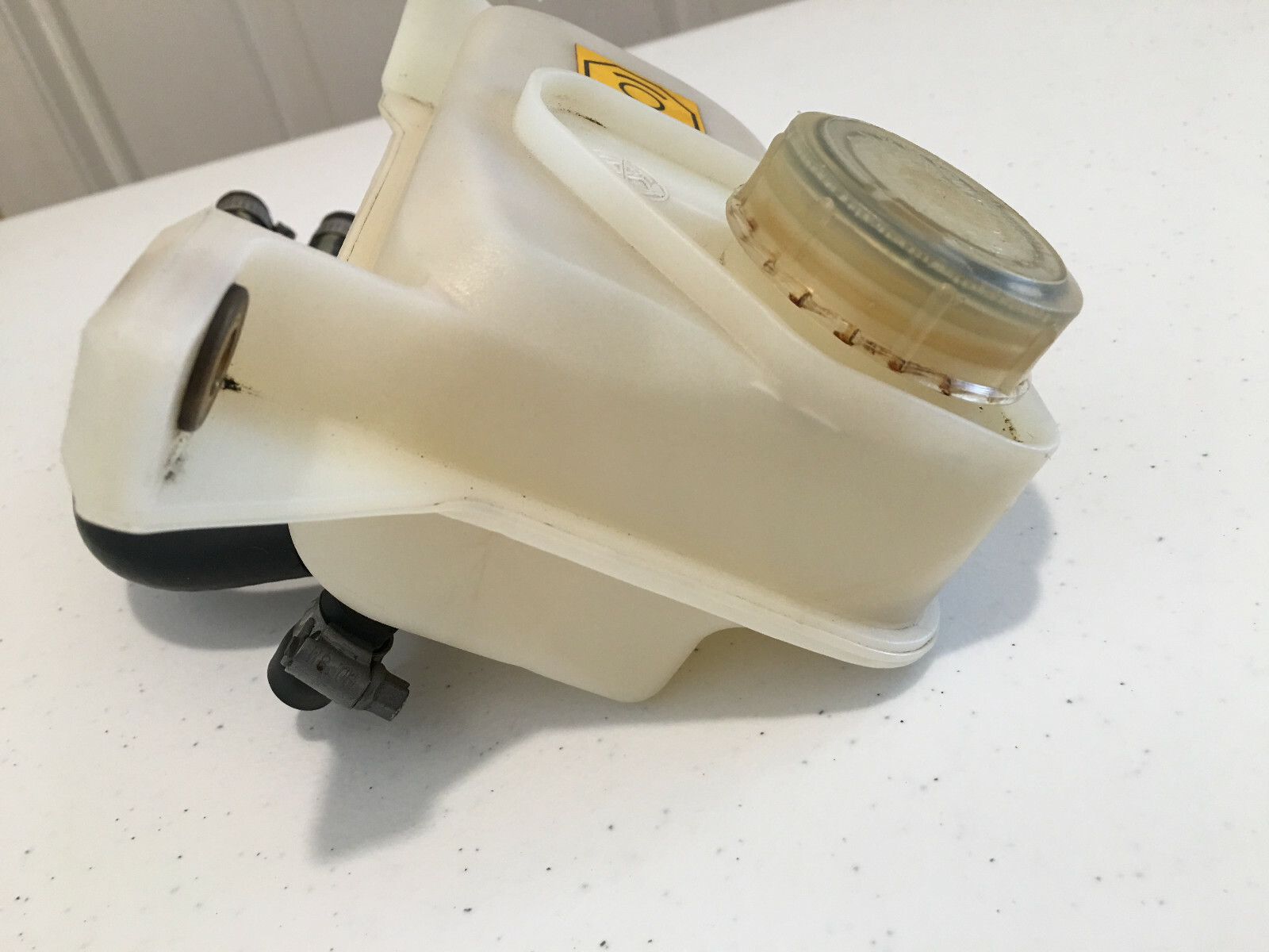 07 Maserati Quattroporte M139 4.2L BRAKE FLUID RESERVOIR TANK  