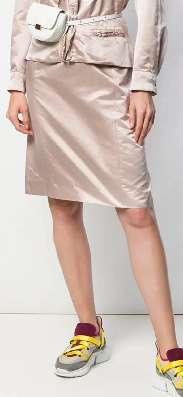Saint Laurent — Yves Saint Laurent YSL Poudre Pink Blush Cotton Silk Satin Pencil Skirt 40F 8US
