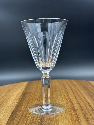 Sheila by Waterford Ireland Beautiful Crystal 5 1/2" Claret Wine Glass Vintage