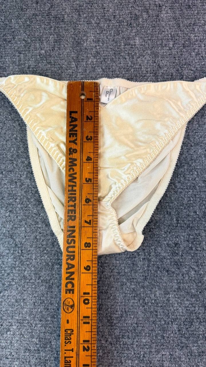 Vintage Christian Dior Satin Bikini Panties Ivory Size L Style 4402 thumbnail 4