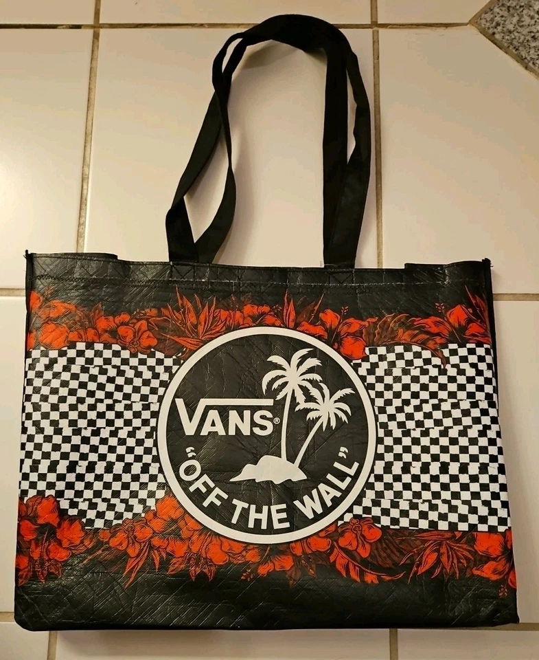 Bolso de Mano Vans “Off The Wall” 18”x13” - Negro, Rojo y Blanco - A Cuadros Foto 2 de 4