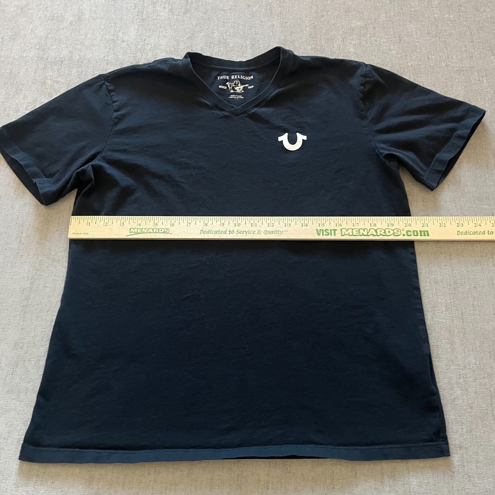 True Religion V Neck Shirt Men Large Black Short Sleeve Graphic Logo Cotton thumbnail 4