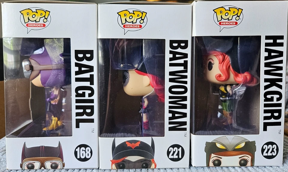 JUEGO DE 4 - Funko Pop DC Bombshells Wonder Woman y otros # 167 #168 #221 #223 Foto 4 de 4