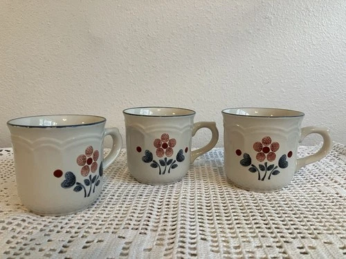 VTG SET of 3 Cumberland Brambleberry Stoneware Coffee Cup Japan Cups Mugs 3.25"