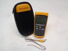 NEW DIGITAL PROBE THERMOMETER W/ CARRYING CASE R4TB