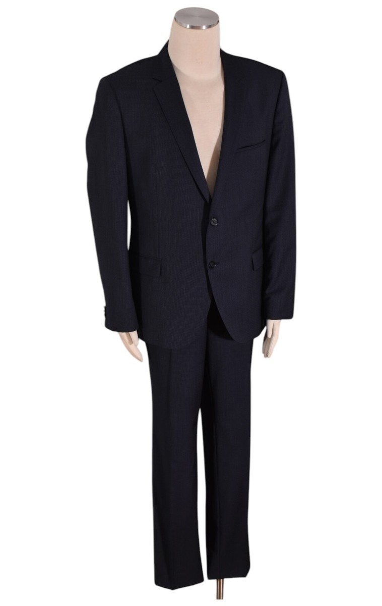 Hugo Boss Suit Virgin Wool Super 100 Textured Navy Two Buttons