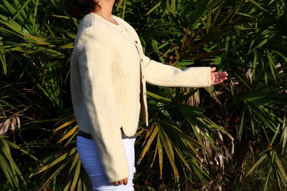 VINTAGE 100% Wool Short Jacket Sz 10 Toreador Stylish Creme Tan Carroll Reed IQ - Image 4 of 4