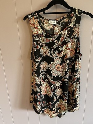 Star Vixen Black Red Cream Paisley Floral Sleeveless Tunic Women's Blouse