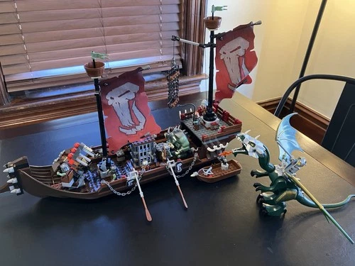 Lego Castle #7048 “Troll Warship” (2008), Used, Very Good Condition, Complete*