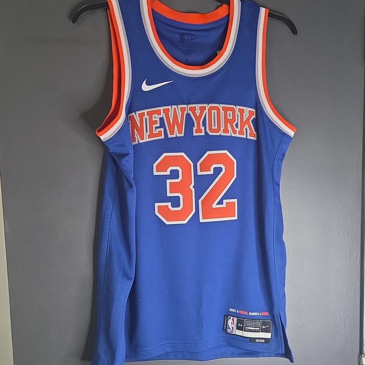 Nike New York Knicks Karl-Anthony Towns #32 Icon Swingman Jersey