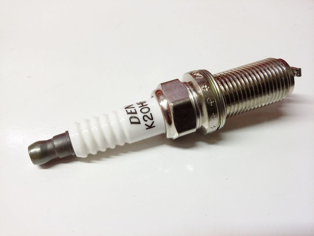 Genuine Toyota Spark Plug 90919-01236