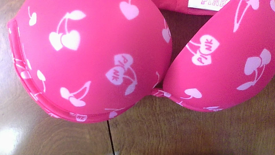 Victoria's Secret Pink Everywhere Super PushUp Bra 32D Red/Pink Cherries Padded - Image 3 of 4