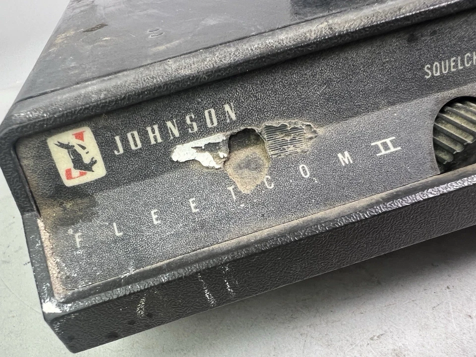 RADIO BIDIRECCIONAL ESTILO REPETIDOR JOHNSON FLEETCOM II Foto 2 de 4