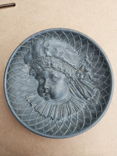 Antique Bronze Childs Face Footed Ornate Trinket Dish Tray - Picture 3 of 8