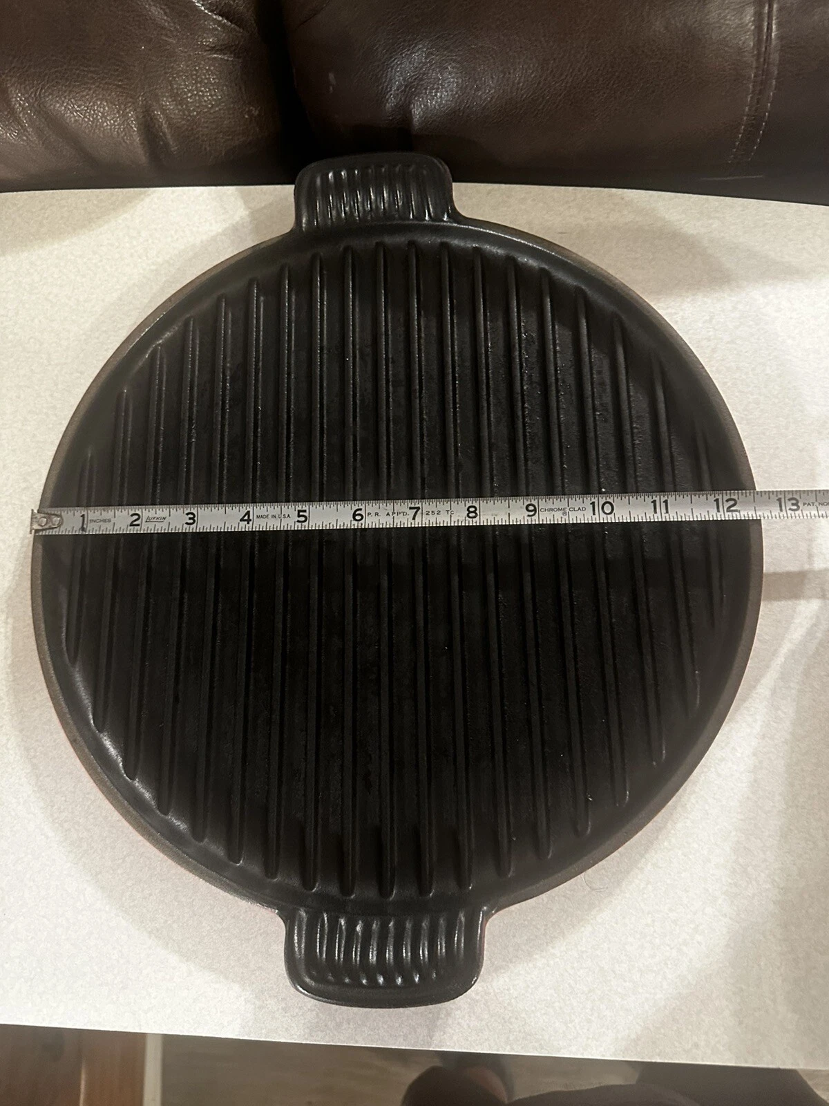 Enameled Cast Iron 12.5 Round Bistro Grill Pan Red