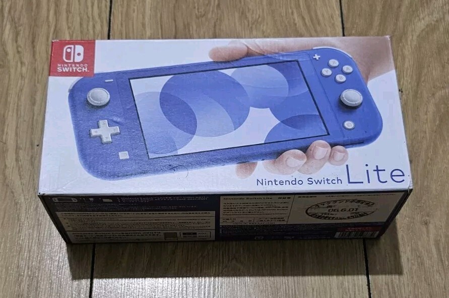 Nintendo Switch Lite HDH-001 Handheld Console - 32GB - Blue