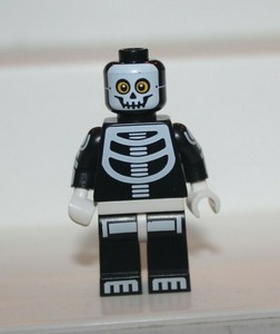 lego skeleton guy