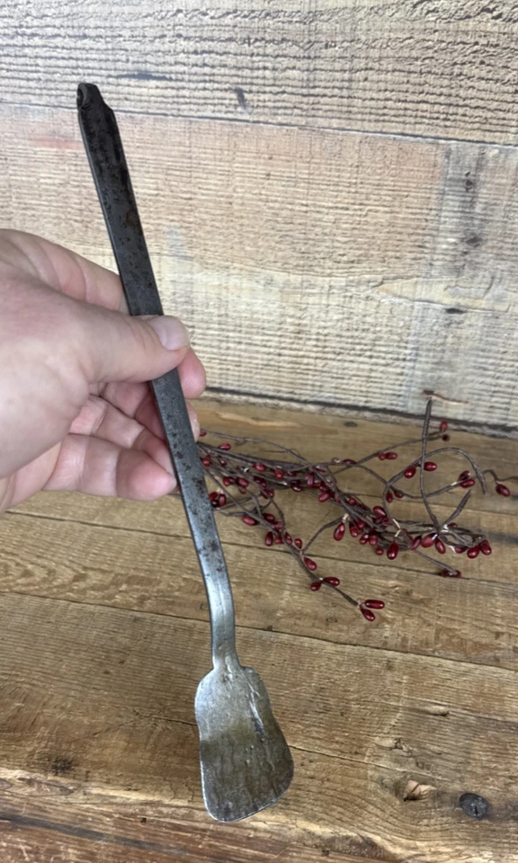 Antique Hand Forged Spatula Peel Rare Small Size Browning Tool - Image 2 of 4