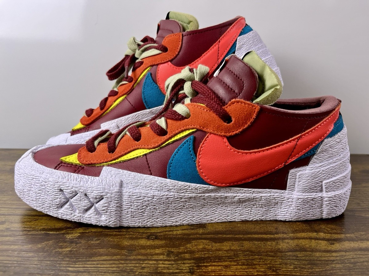 KAWS × sacai × Nike Blazer Low Team Red Nike Blazer Low Sacai x Kaws 