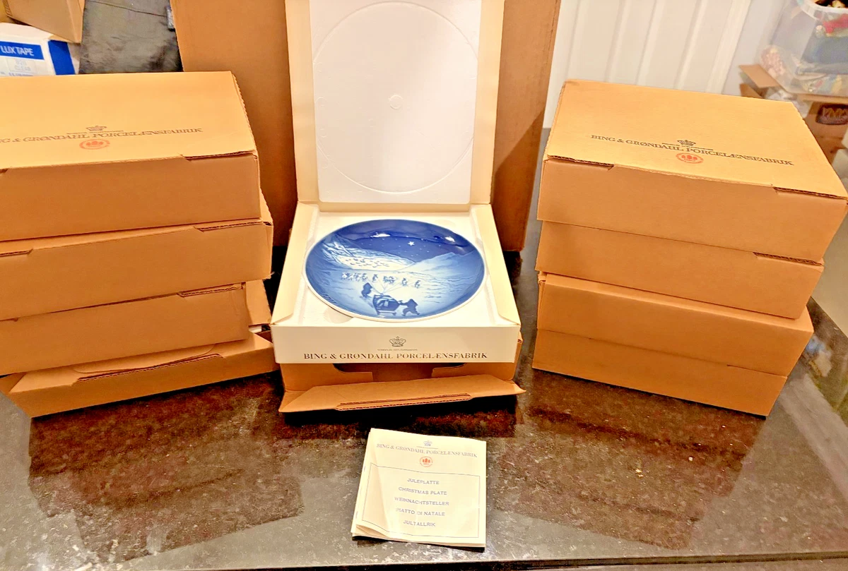 B G Christmas Plates In Collectible Bing & Grondahl Coll Plates