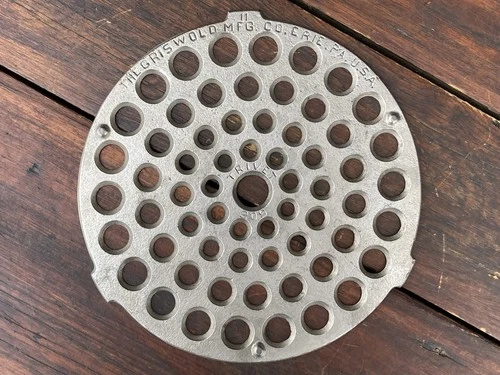 Griswold Cast Iron #11 Fully Marked Dutch Oven Trivet in Nickel Finish