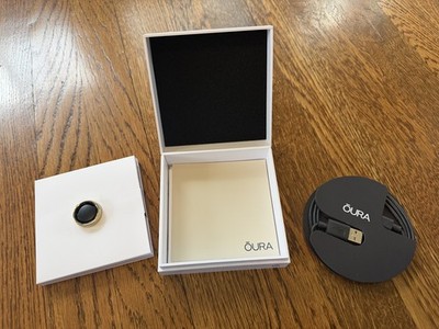 Oura Ring Gen3 Horizon Size 9 -  Gold JZ90-51383-09, Box/Charger/Ring