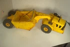 VINTAGE TONKA MIGHTY SCRAPER EXCAVATOR CONSTRUCTION YELLOW TRUCK 28 IN. LONG