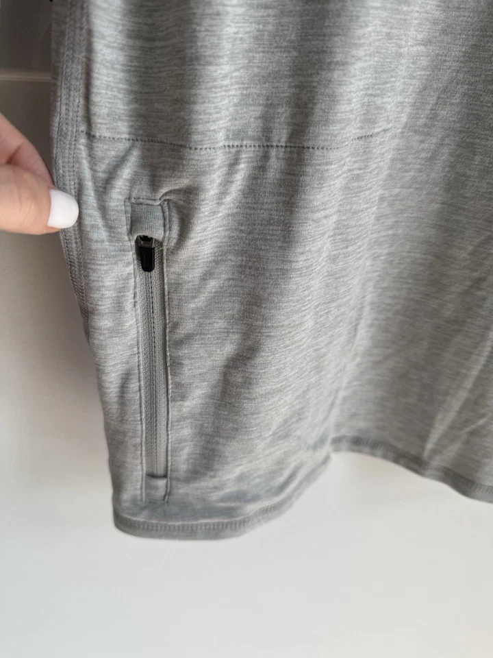 Vuori Masculino XL Ease Performance Meio Zíper 2.0 Cinza Urze ***Logotipo Polo Aquático** - Imagem 4 de 4
