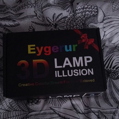 Harry Styles 3D LED Illusionslampe mit Fernbedienung Brandneu im Karton 