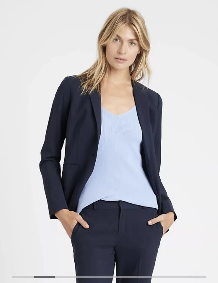 BANANA REPUBLIC Long Lean Fit Washable Wool Blend Navy Blazer Size 4 427878