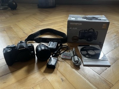 Olympus E-520 10,0 MP Digitalkamera - Schwarz (Kit mit 14-42mm 3.5-5.6...