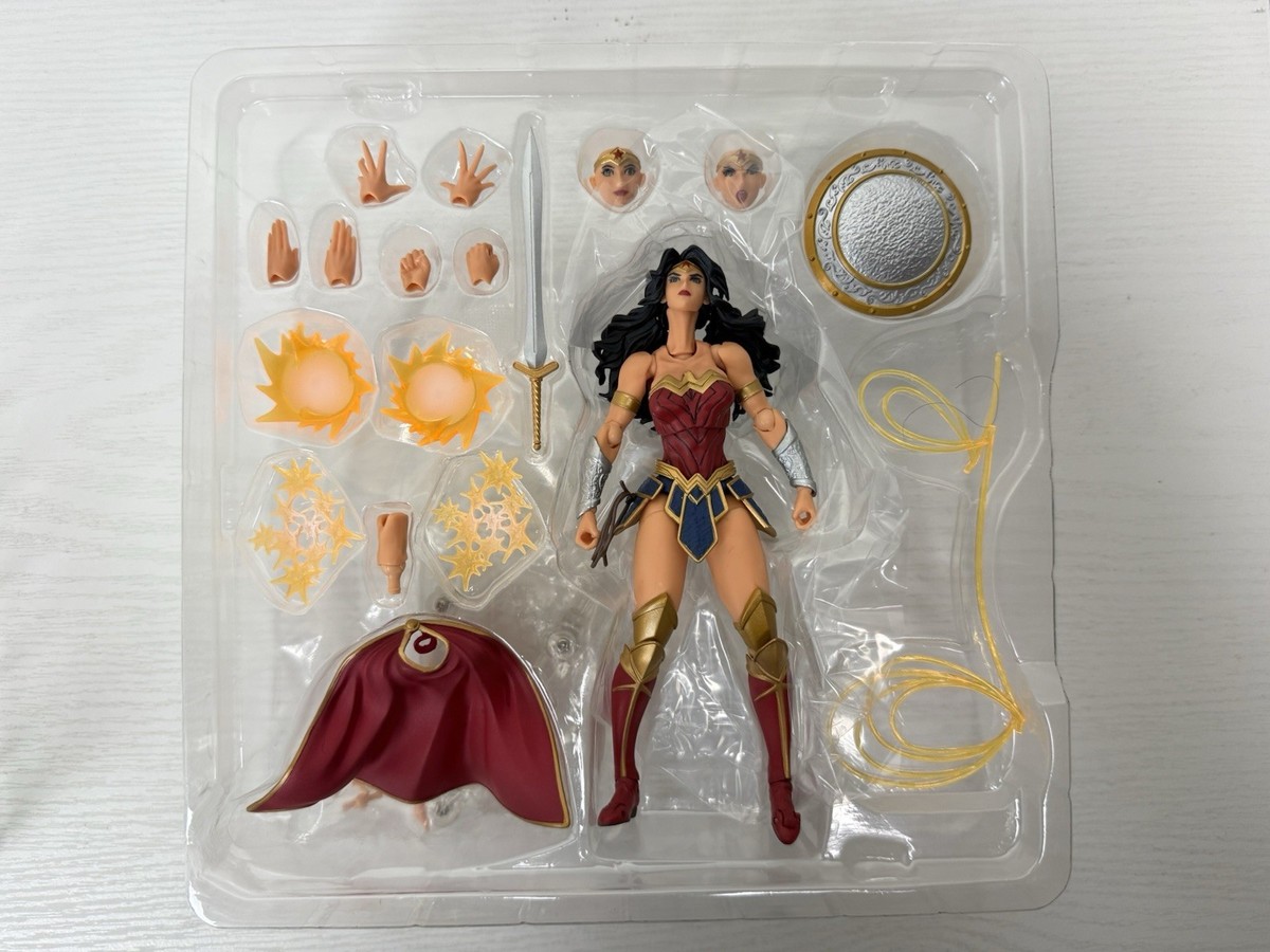Kaiyodo Amazing Yamaguchi No.017 Wonder Woman Revoltech Figure