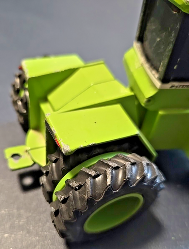 ERTL 1/32 Steiger Panther CP-1400 Green Metal Swivel Middle Tractor Part Repair - Picture 10 of 16