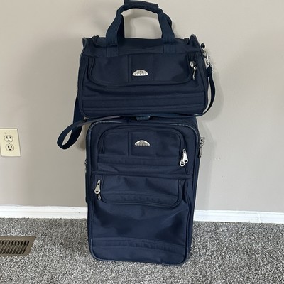 Verdi Navy Blue Travel Size Suitcase Set