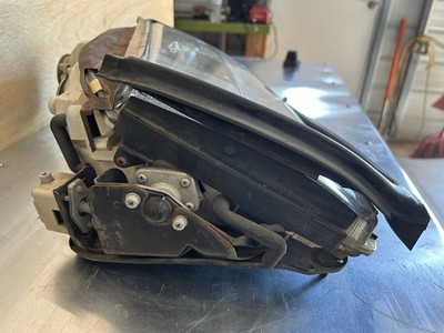 90-96 Nissan 300zx Z32 OEM LH Left Driver Side Headlight -CRACKED