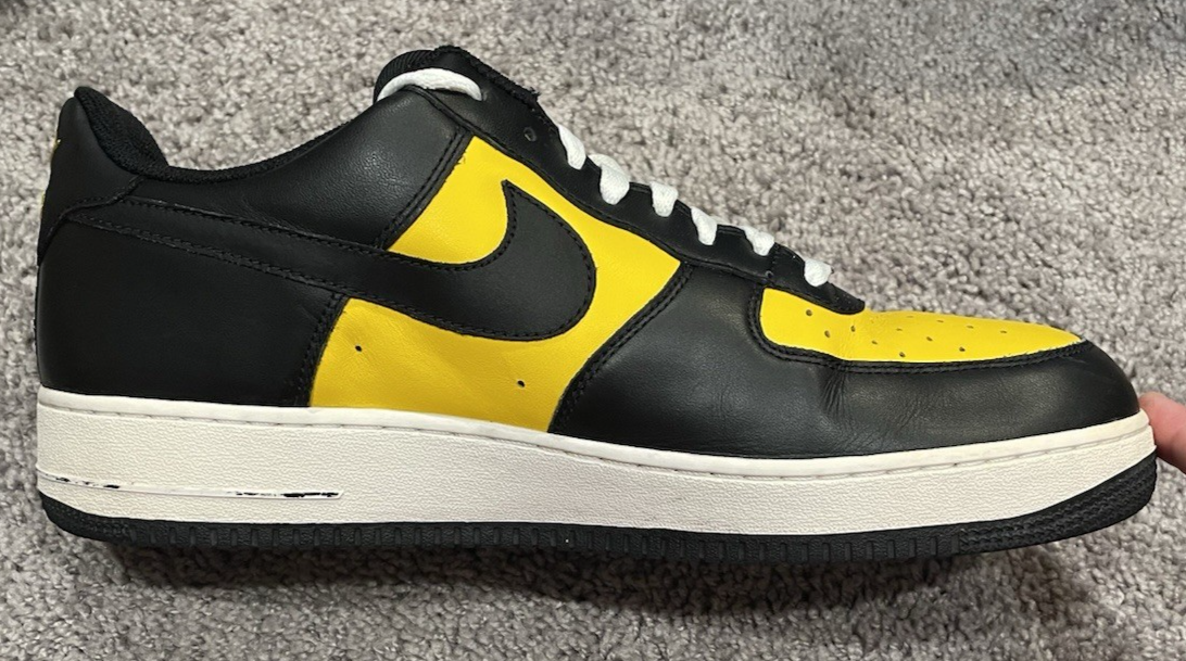 Nike Air Force 1 Mens Varsity Maize Black/Yellow Size 14 Bumblebee