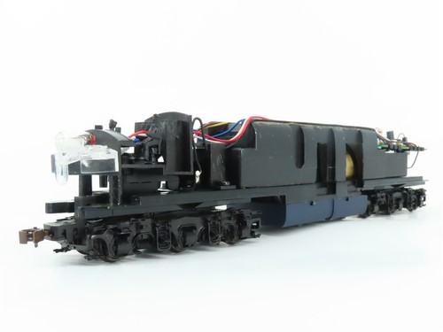 HO Scale Proto 2000 21074 PM/C&O Chesapeake & Ohio E7A Diesel Locomotive #95 - Picture 10 of 19