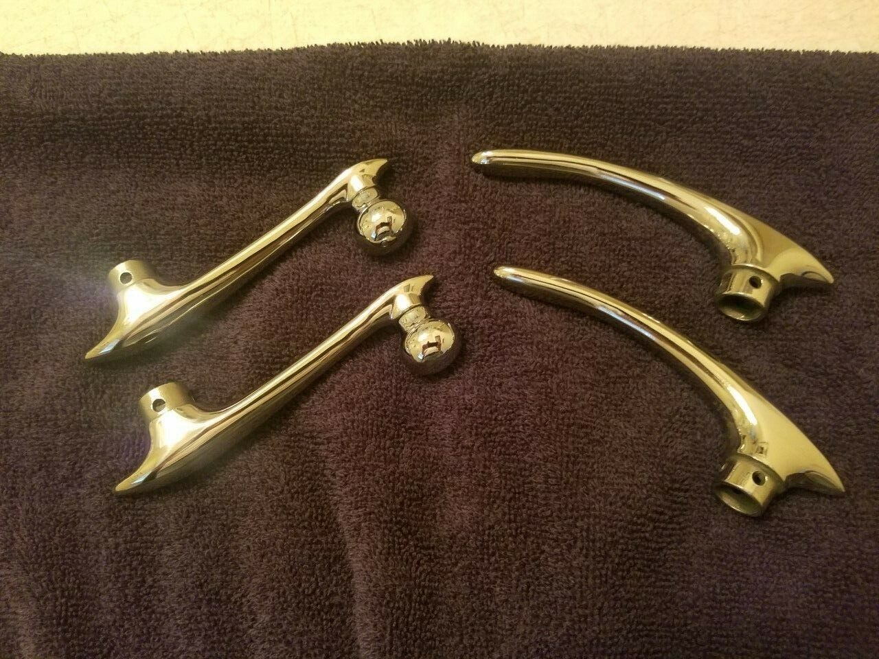 INTERIOR DOOR HANDLES and WINDOW CRANKS FOR 1932 FORD POLISHED