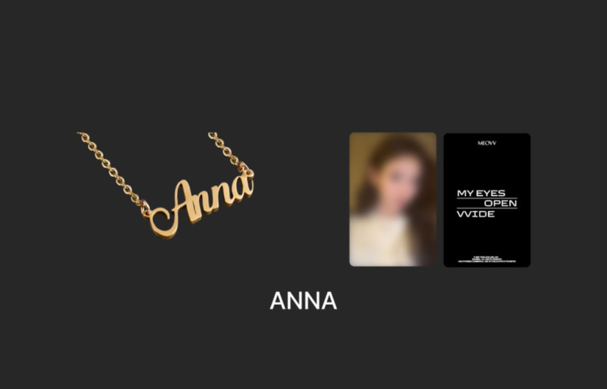 MEOVV My Eyes Open VVIDE MD - Name Plate Necklace - Anna + Photo