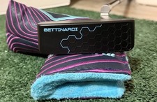 MINT Bettinardi TOURTONE MICRO HONEYCOMB™ QUEEN B 15 PUTTER (2024 LIMITED RUN)